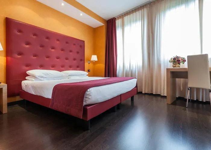 Western Piemontese Готель