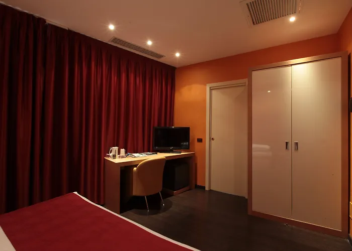 Готель Western Piemontese 4*