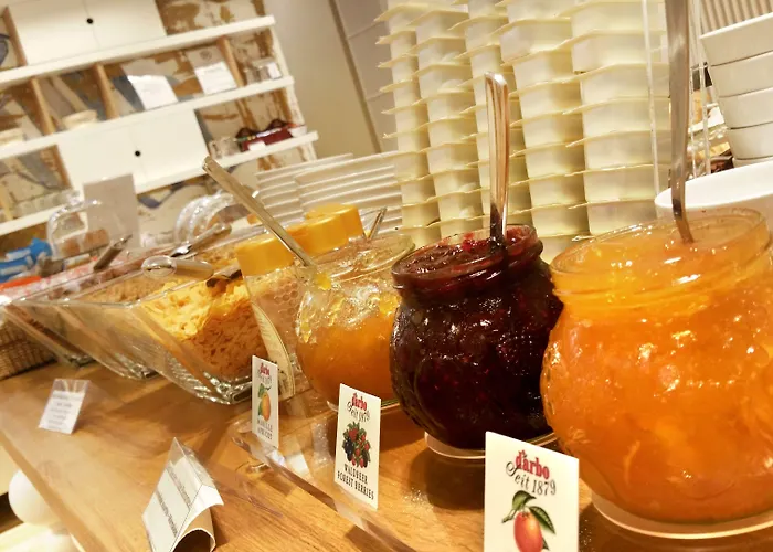 Готель Western Piemontese 4*