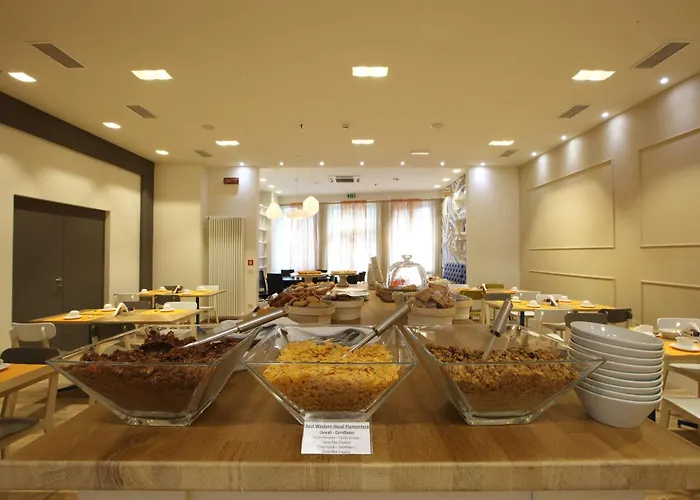 Western Piemontese מלון